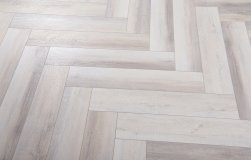 STONEFLOOR - �������� SPC ������� � ��������